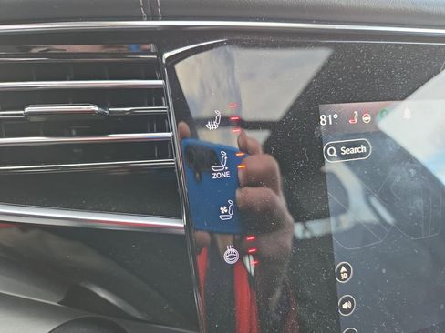 Used 2024 Jeep Wagoneer Series II image 26