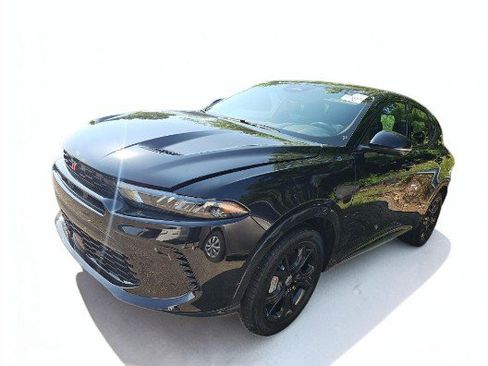 Used 2024 Dodge Hornet R/T w/ Tech Pack w/o Parking AWD/4WD image 3