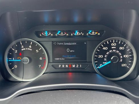 Used 2017 Ford F150 XLT w/ Equipment Group 302A Luxury AWD/4WD image 30