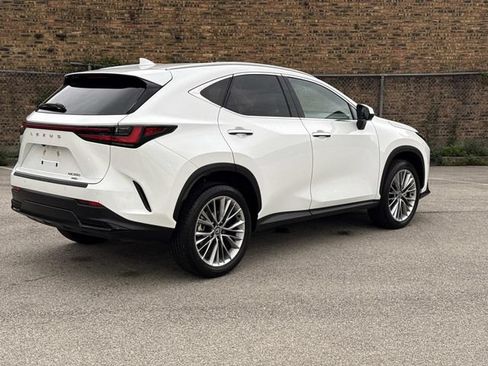 Certified 2026 Lexus NX 350 AWD w/ Accessory Package (2T) image 5
