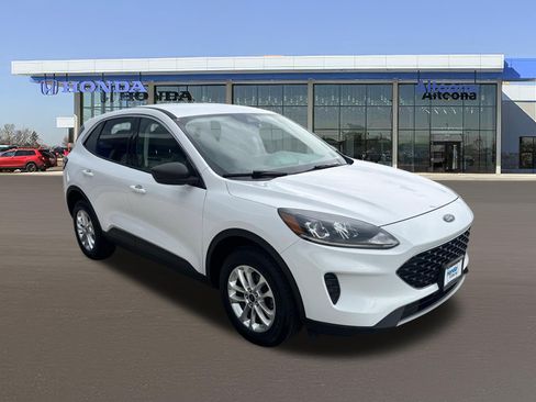 Used 2022 Ford Escape SE w/ Cold Weather Package AWD/4WD image 7