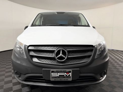Used 2020 Mercedes-Benz Metris image 4
