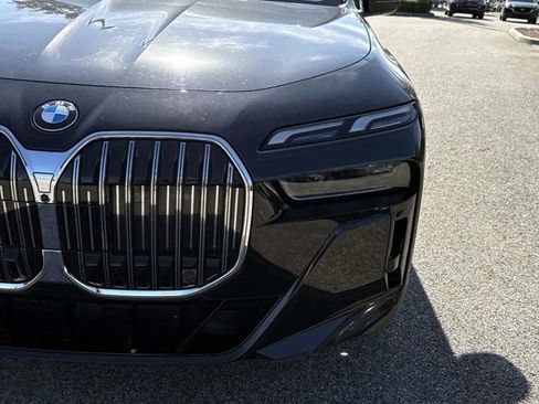 Certified 2023 BMW 740i 740i image 9