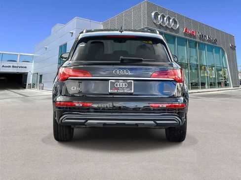 Used 2023 Audi Q5 Premium image 5