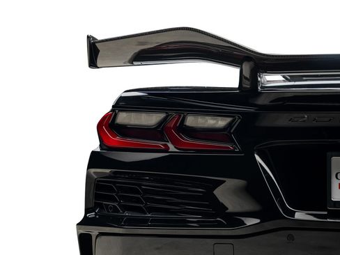 Used 2025 Chevrolet Corvette Z06 RWD image 14