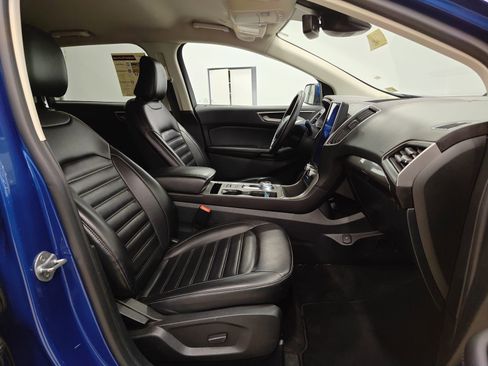 Used 2024 Ford Edge SEL image 18