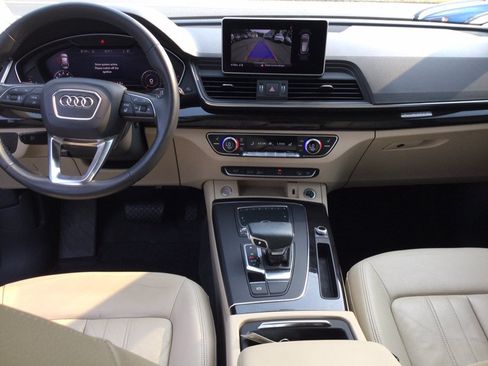 Used 2018 Audi Q5 2.0T Premium Plus w/ Premium Plus Package AWD/4WD image 24