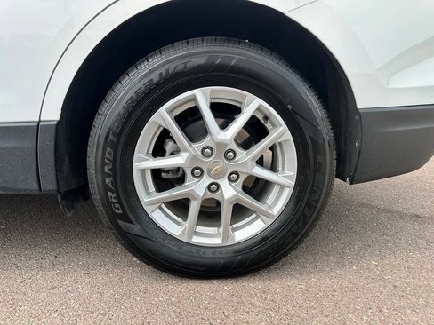 Used 2024 Chevrolet Equinox LT AWD/4WD image 41