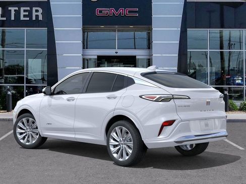 New 2026 Buick Envista Avenir image 3