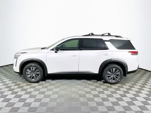 New 2026 Nissan Pathfinder SV image 4