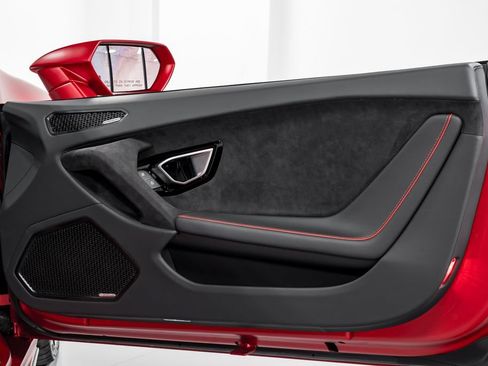 Used 2023 Lamborghini Huracan Tecnica RWD image 38