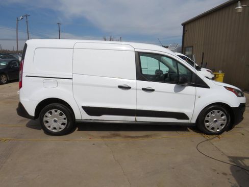 Used 2019 Ford Transit Connect XLT FWD image 28