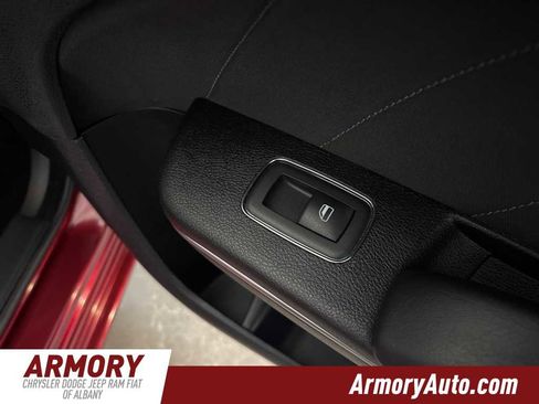 Used 2017 Dodge Charger SXT image 27