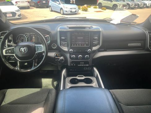Used 2019 RAM 1500 Big Horn AWD/4WD image 11