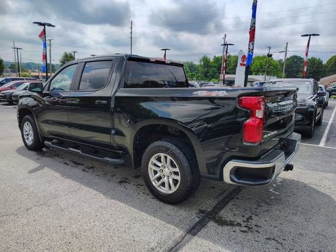 Used 2022 Chevrolet Silverado 1500 LT AWD/4WD image 6