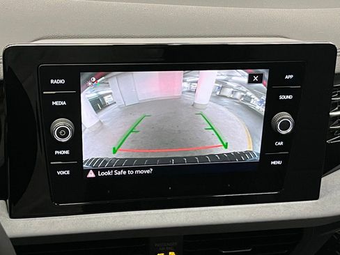 New 2025 Volkswagen Jetta SE image 27