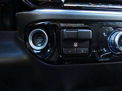 Used 2023 GMC Sierra 1500 Elevation w/ Preferred Package image 27