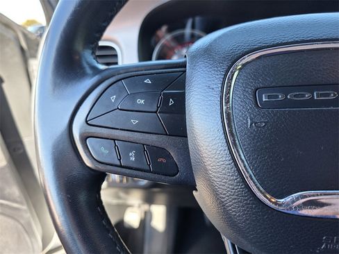 Used 2023 Dodge Charger SXT image 22