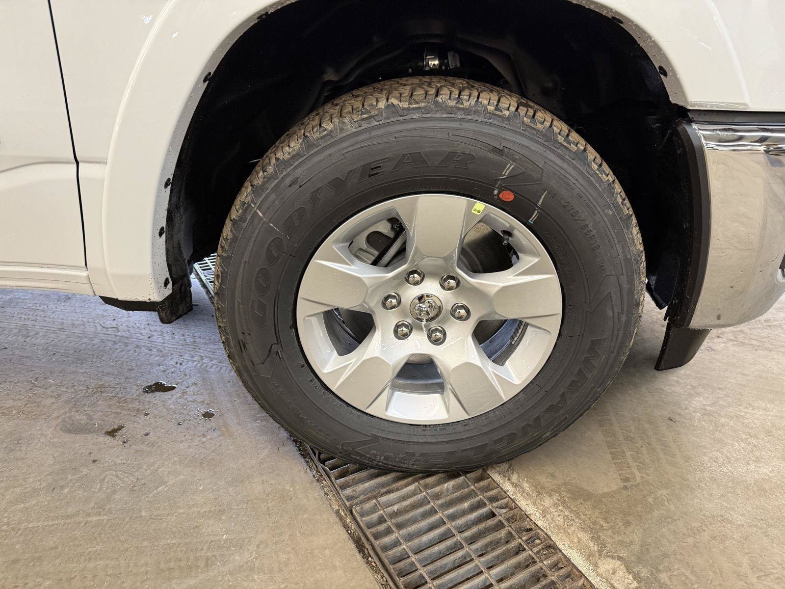 Used 2026 RAM 1500 Big Horn AWD/4WD image 46