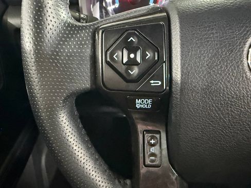 Used 2017 Toyota 4Runner TRD Off-Road Premium w/ Convenience Package AWD/4WD image 34