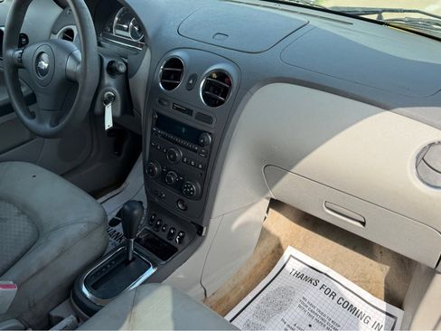 Used 2007 Chevrolet HHR LS image 12