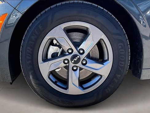 Used 2022 Kia K5 LXS image 33