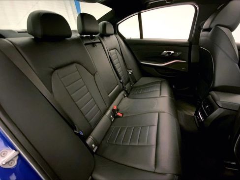 Used 2019 BMW 330i xDrive Sedan w/ M Sport Package AWD/4WD image 15