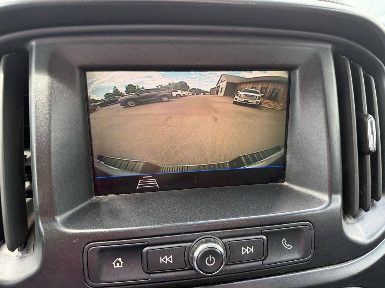 Used 2022 Chevrolet Colorado W/T RWD image 24