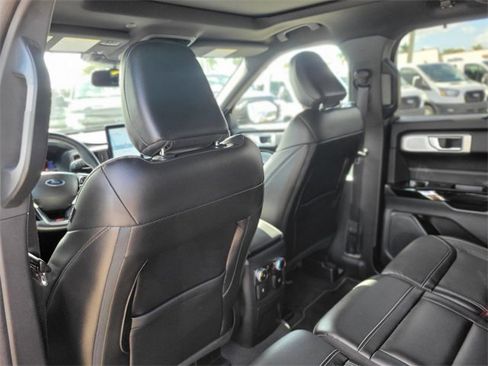 Certified 2022 Ford Explorer ST w/ Equipment Group 401A image 11