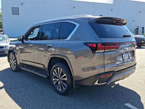 Used 2024 Lexus LX 600 4WD w/ Interior Upgrade Package image 4
