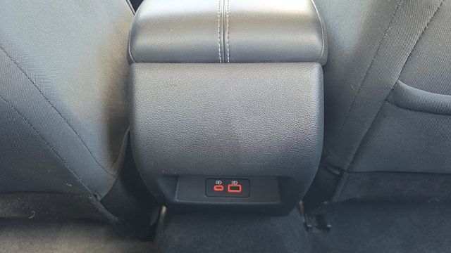 Used 2024 Nissan Altima 2.5 SV FWD image 12