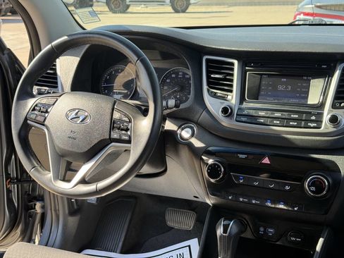 Used 2017 Hyundai Tucson Sport FWD image 20