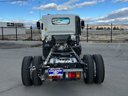 New 2025 Chevrolet Low Cab Forward image 6