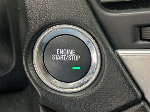 Used 2017 Chevrolet Suburban Premier image 24