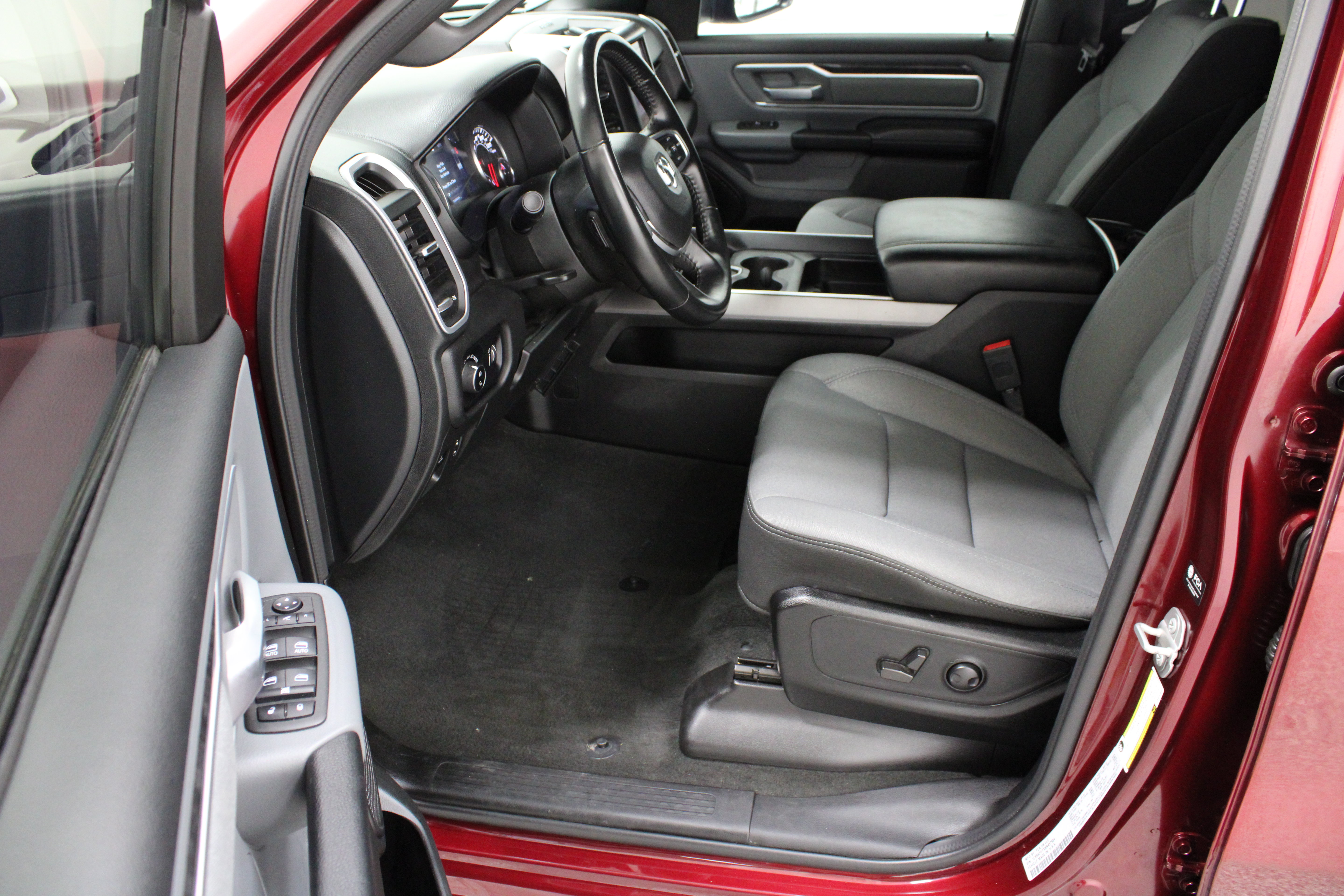 Used 2022 RAM 1500 Lone Star AWD/4WD image 15