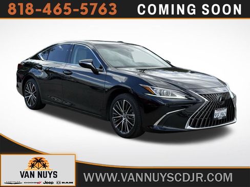 Used 2024 Lexus ES 300h w/ Premium Package image 1