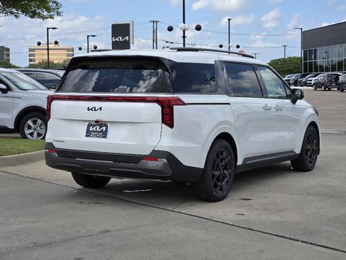 New 2026 Kia Carnival SX image 4