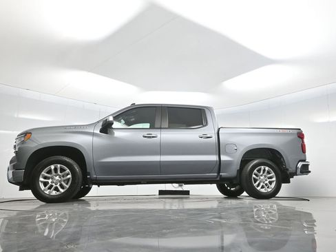 Used 2024 Chevrolet Silverado 1500 LT AWD/4WD image 7