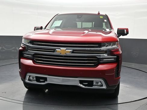 Used 2020 Chevrolet Silverado 1500 High Country w/ Technology Package AWD/4WD image 8