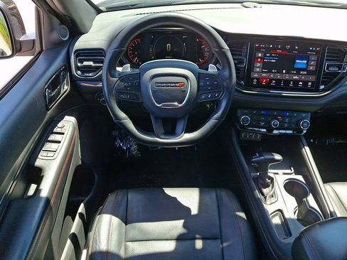 Used 2025 Dodge Durango GT AWD/4WD image 13