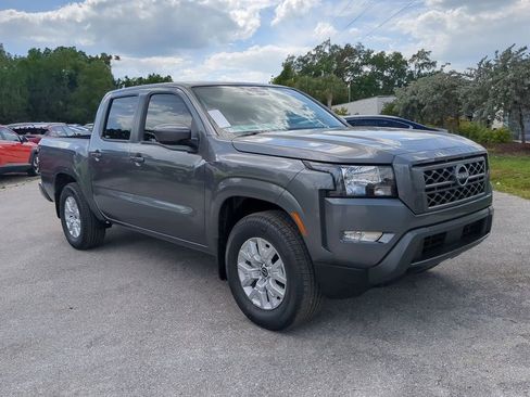 Certified 2024 Nissan Frontier SV w/ SV Convenience Package image 3