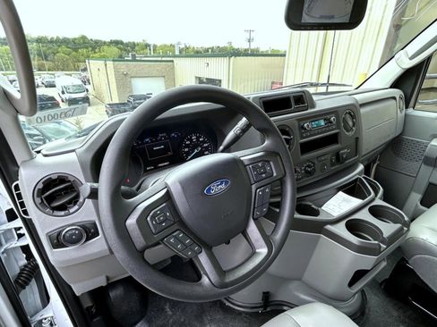 New 2027 Ford E-450 and Econoline 450 Super Duty RWD image 13
