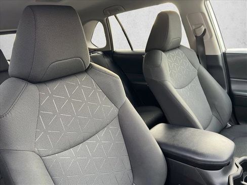 Certified 2023 Toyota RAV4 XLE image 24