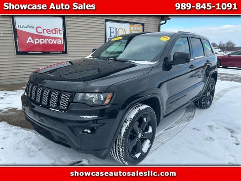 Used 2018 Jeep Grand Cherokee Altitude image 1