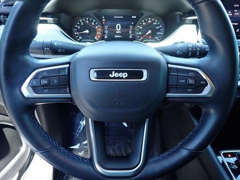 Used 2022 Jeep Compass Latitude w/ Convenience Group AWD/4WD image 14