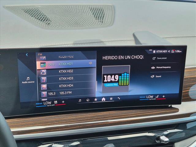 Used 2026 BMW X5 xDrive40i w/ M Sport Package AWD/4WD image 12