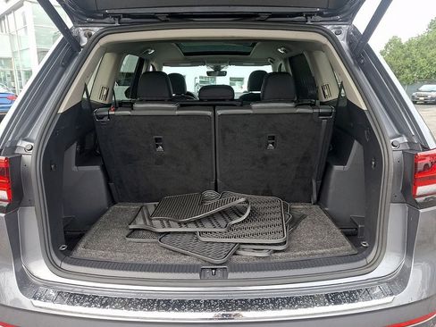 Certified 2023 Volkswagen Atlas SEL R-Line AWD/4WD image 28
