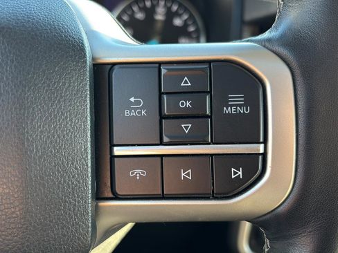 Used 2024 Ford Expedition Limited image 28