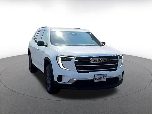 Used 2025 GMC Acadia Elevation AWD/4WD image 3
