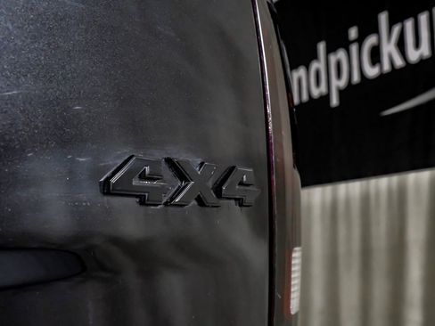 Used 2017 RAM 2500 Laramie w/ Sport Appearance Group image 45